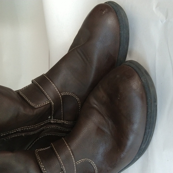 Totes brown winter high boots faux fur buckles side zips. Size 10 - Picture 1 of 11